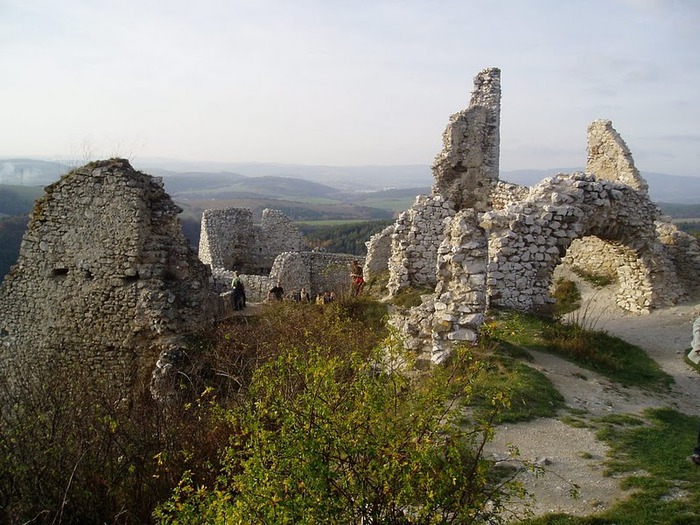 Чахтицкий замок (Cachtice castle) -замок Кровавой Графини. 82432