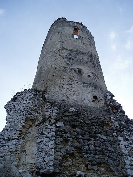 Чахтицкий замок (Cachtice castle) -замок Кровавой Графини. 13059