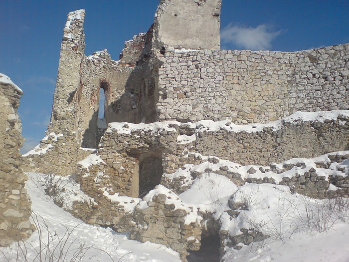 Чахтицкий замок (Cachtice castle) -замок Кровавой Графини. 26572