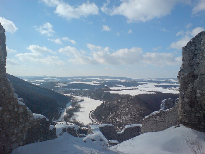 Чахтицкий замок (Cachtice castle) -замок Кровавой Графини. 33719