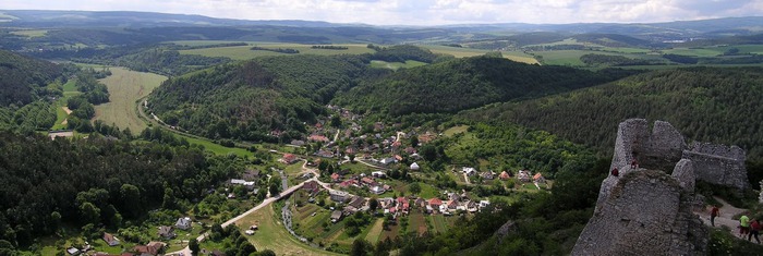 Чахтицкий замок (Cachtice castle) -замок Кровавой Графини. 95523