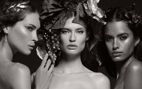 Знаменитый календарь Pirelli. Год 2011 1