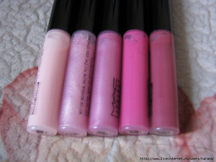 MAC A Tartan Tale Collection Sassy Pink Lassies Lipglass