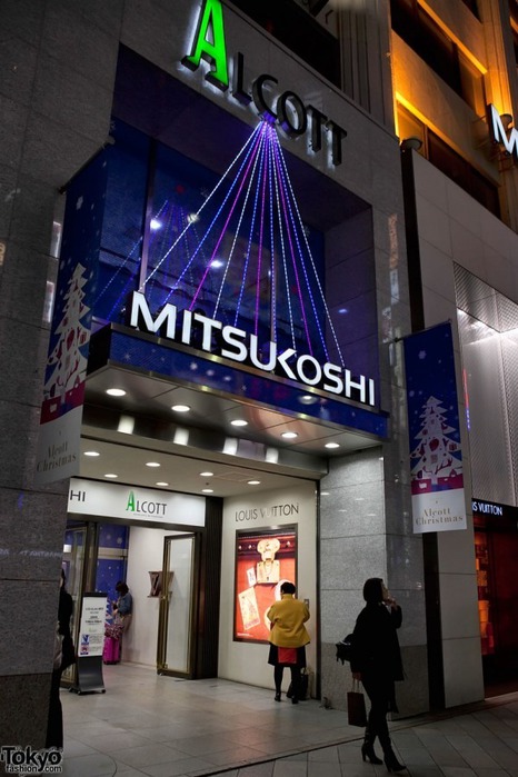 Рождественский Токио Shinjuku-Christmas-2010-056-600x900 (Mitsukoshi Shinjuku)