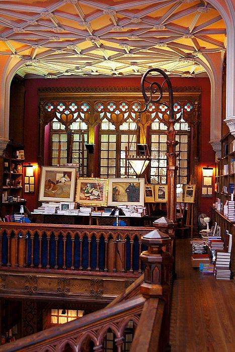 Livraria Lello - самый красивый книжный магазин в мире