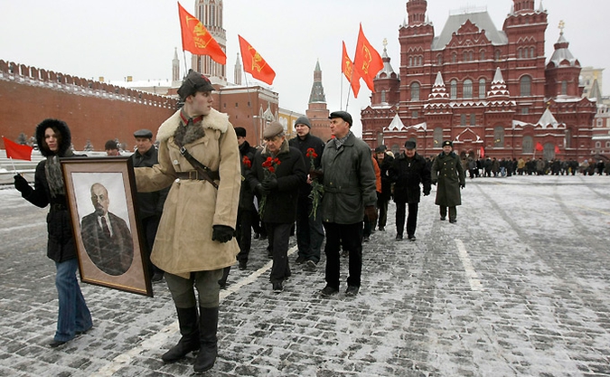 Коммунисты вспомнили о Ленине, Красная площадь, Москва, 21 января 2011 года.