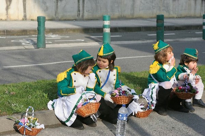 Испанская Тамборрада (Tamborrada) прогремела в Сан-Себастьяне, 20 января 2011 года.