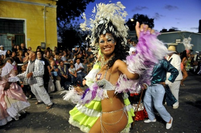 Йамбадас карнавал (Llamadas carnival) в Монтевидео, Уругвай, 4 февраля 2011