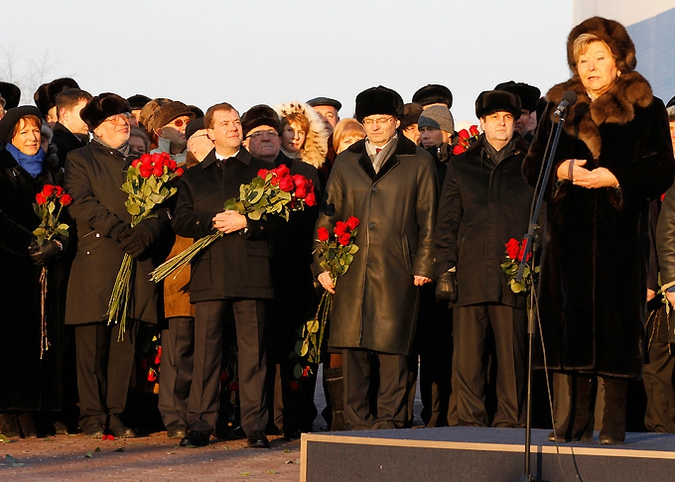 Памятник Борису Ельцину, Екатеринбург, 1 февраля 2011 года.