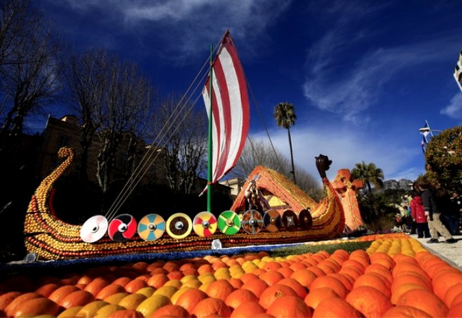 78-ой фестиваль лимонов и апельсинов в Ментоне (Menton Lemon Festival), Франция, 18 февраля 2011 года.