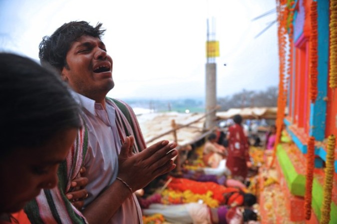 Peddagattu Jathara фестиваль в Lingamanthula Swamy Temple (Durajpalli) в районе Налгонды, около 140 км к востоку от Хайдарабад, 21 февраля 2011 года.