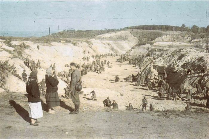 Киев и его "гости". Киев и его "гости".