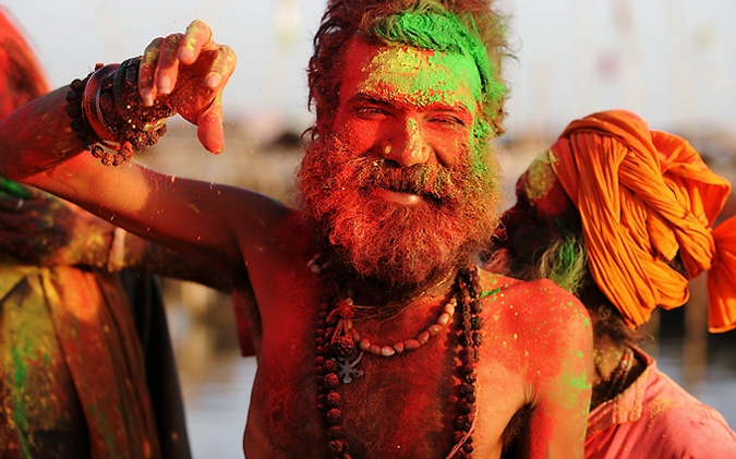 Serunya Festival Lempar Bubuk Warna di India 30