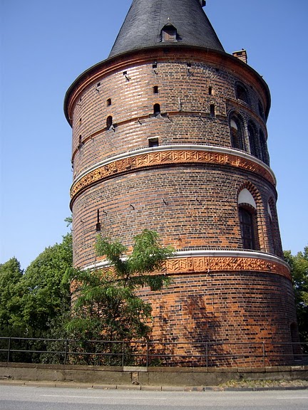 Голштинские ворота - Holstentor -Любек 53050