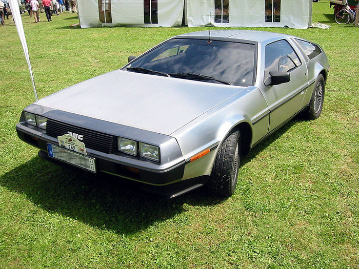 Улица Хел-док 65703096_1287911363_800pxDelorean_dmc12_front