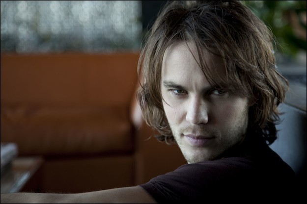 http://img0.liveinternet.ru/images/attach/c/2/73/292/73292440_2407001_Taylor_Kitsch174.jpg