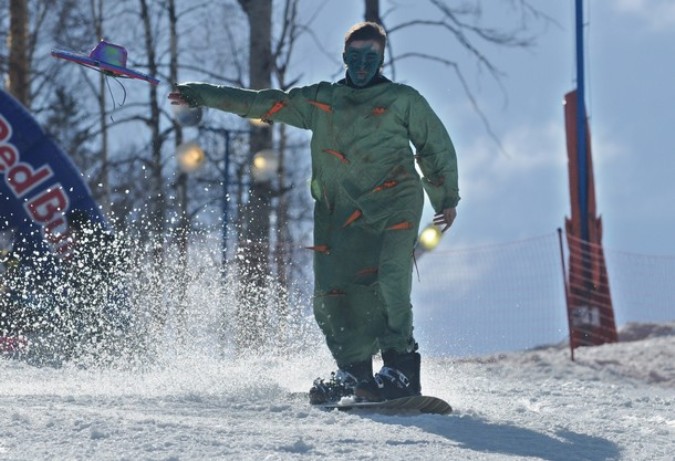 Райдеры приняли участие в Red Bull Jump аnd Freeze festival неподалёку от Санкт-Петербурга./2270477_51 (675x461, 94Kb)