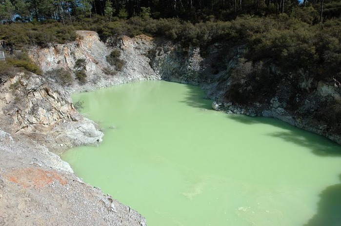 Священные Воды, или “Wai-O-Tapu” в Новой Зеландии. 11816