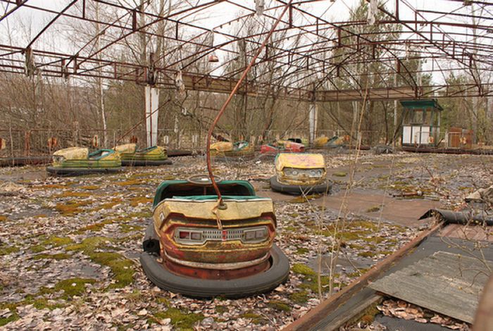 Чернобыльская АЭС имени В.И. Ленина (современные фотографии) Chernobyl36 (700x470, 102Kb)