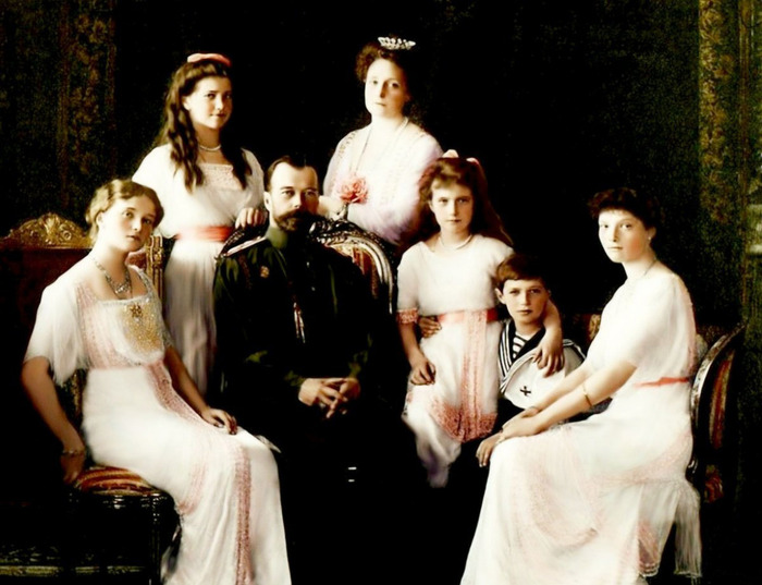 FamilyRomanovs (700x537, 110Kb)