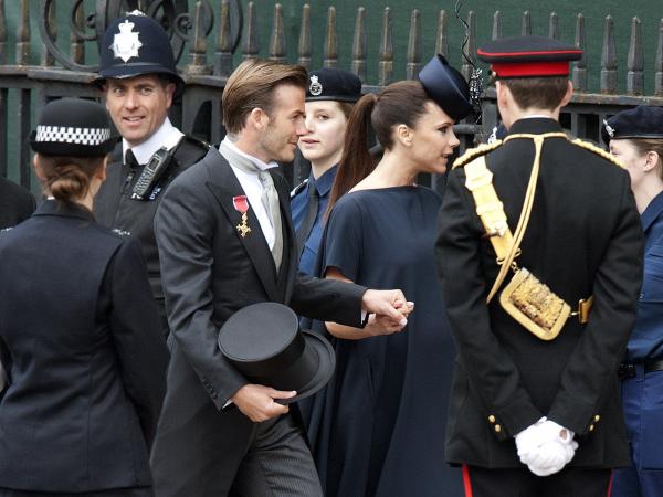 tn-celebrity_paradisecom_Victoria_Beckham_Wedding_16 (600x450, 42Kb)