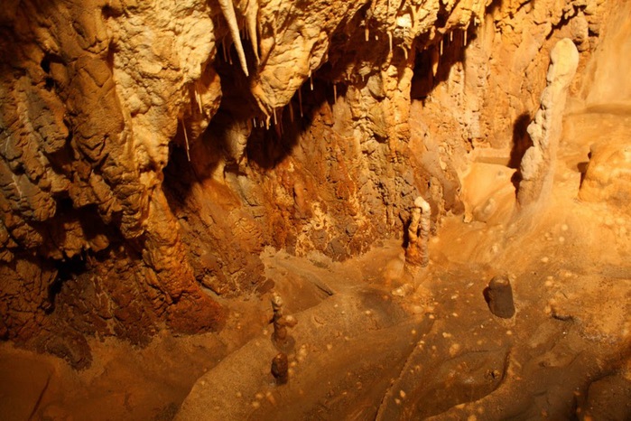 Медведь Пещера в селе Chiscau - Румыния - Bears' Cave, Chiscau, Romania, 52584