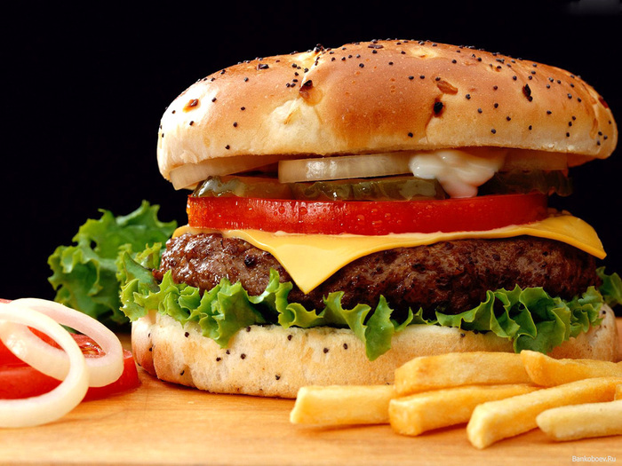 В гамбургерах содержится всего 2% мяса  - фото 1
