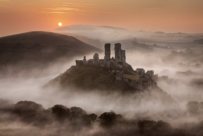 3243458_Corfe_Castle_fs (700x467, 98Kb)