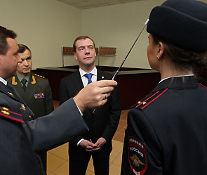 Новая форма российских полицейских (фото) 1 (295x249, 18Kb)