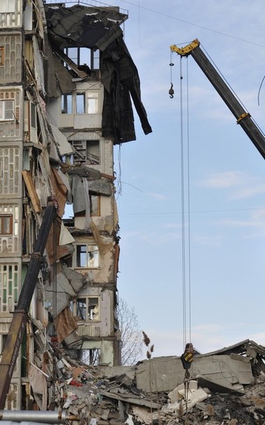 Взрыв девятиэтажки в Астрахани, 27 февраля 2012 года