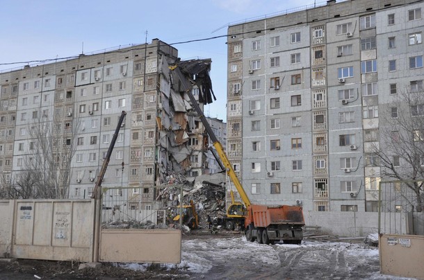 Взрыв девятиэтажки в Астрахани, 27 февраля 2012 года