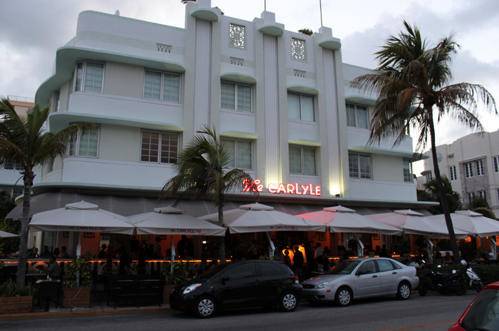 All sizes Art Deco Hotels Miami Beach - The Carlyle Hotel Flickr - Photo Sharing! (700x464, 493Kb)
