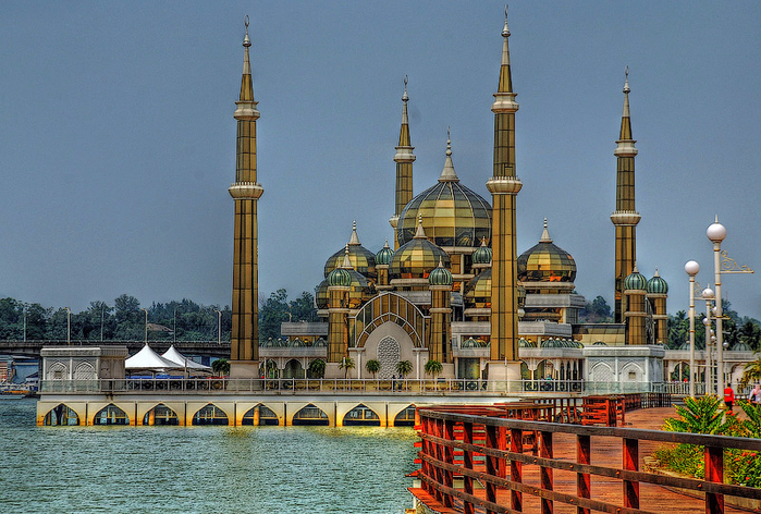 Кристальная мечеть в Малайзии - Crystal Mosque10 (700x472, 462Kb)