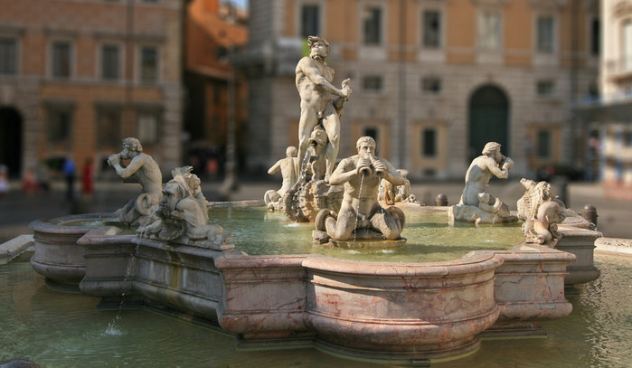 Fontana_del_Moro_Roma (700x407, 84Kb)