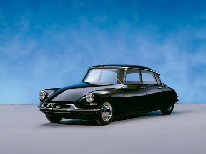 _Citroen-DS-01-lg (700x525, 72Kb)