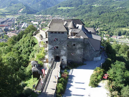 Замок Оберкапфенберг - Burg Oberkapfenberg 54793