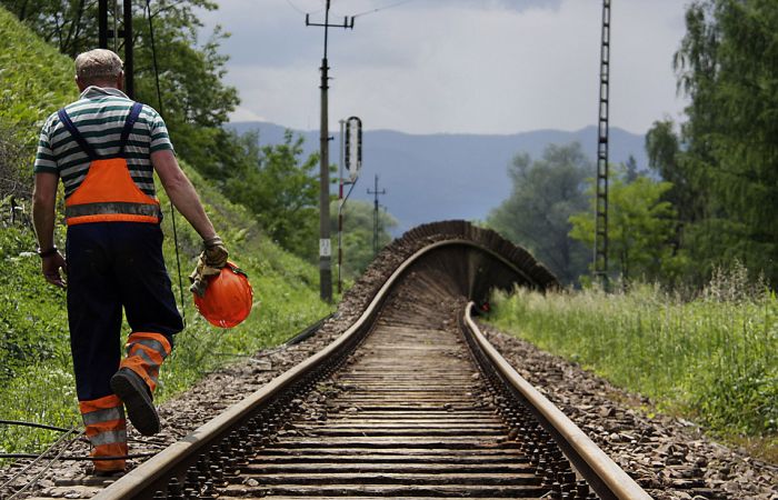 ... зарегистрироваться. картинки. приколы.  Тогда будет доступно больше