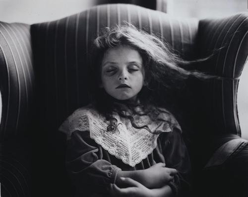 sally-mann-black-eye (500x396, 22Kb)