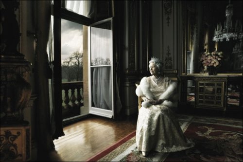 annie-leibovitz-queen-elizabeth-ii-1 (500x333, 31Kb)