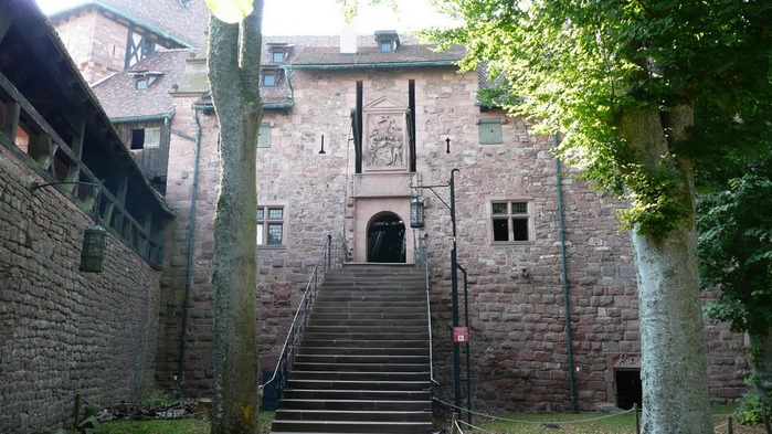 Замок Верхний Кенигсбург (Chateau du Haut-Koenigsbourg) 77012