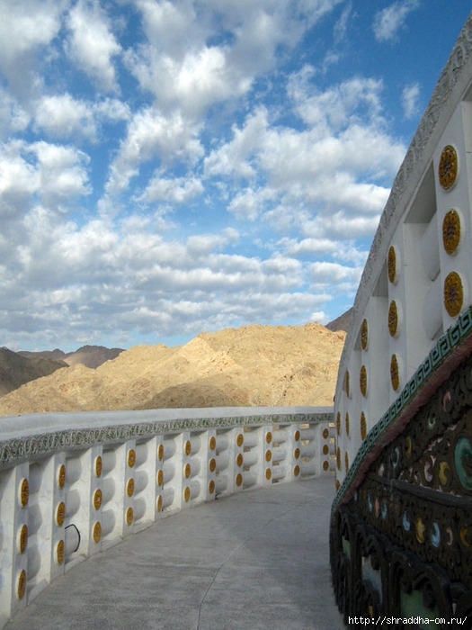 Indiya, Leh, Shanti Stupa 9 (525x700, 242Kb)