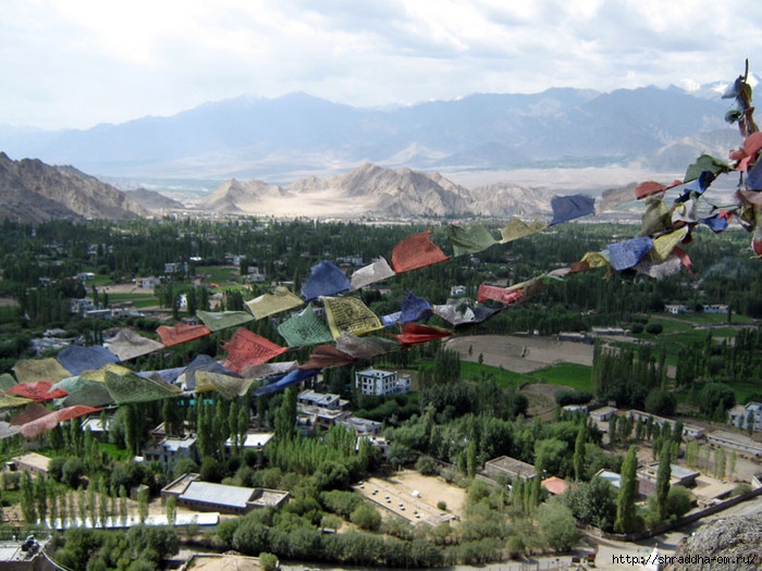 Indiya, Leh, Shanti Stupa 19 (700x525, 274Kb)