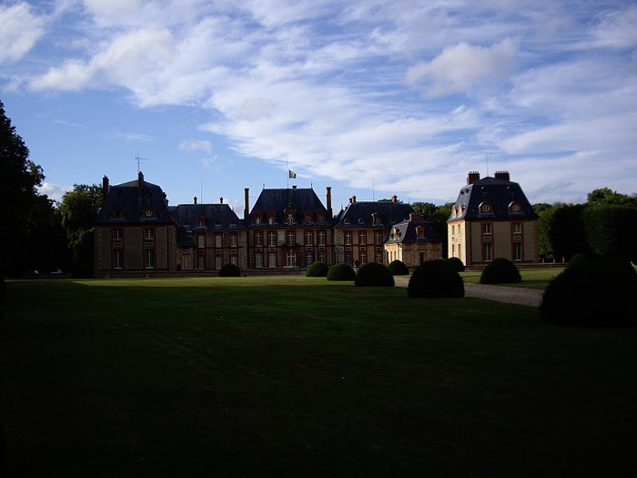 Замок Бретей / Chateau de Breteuil - в гостях у Шарля Пеpро 39532