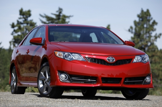 3655449_032012toyotacamrysefd (640x425, 175Kb)