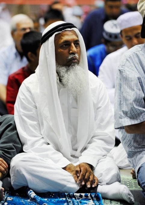Мусульмане встречают окончание месяца Рамадан трёхдневным праздником, Лос-Анджелес, штат Калифорния, 30 августа 2011 года/2270477_60 (482x680, 89Kb)/2270477_60 (482x680, 89Kb)