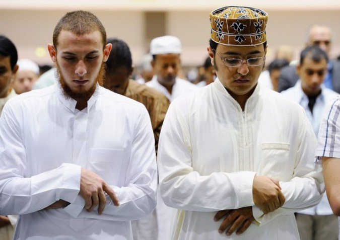 Мусульмане встречают окончание месяца Рамадан трёхдневным праздником, Лос-Анджелес, штат Калифорния, 30 августа 2011 года/2270477_61 (675x477, 76Kb)/2270477_61 (675x477, 76Kb)