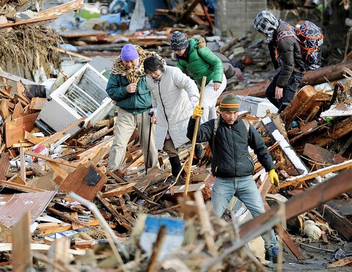 На что похож Апокалипсис - землетрясение и цунами в японии 75965