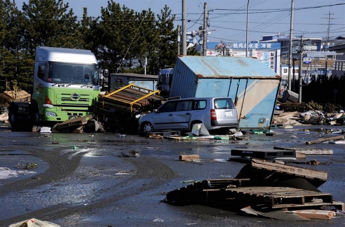 На что похож Апокалипсис - землетрясение и цунами в японии 33998