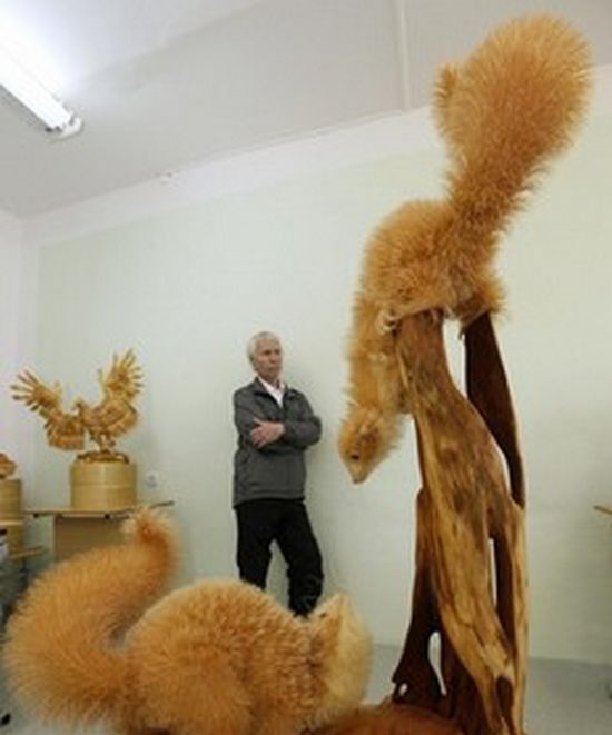 Необычные скульптуры из стружки от Сергея Бобкова