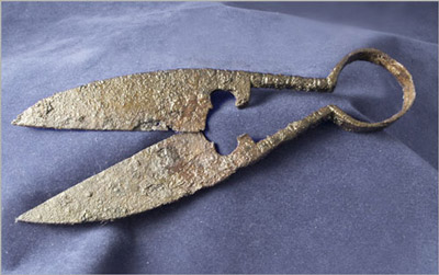 Средневековые ножницы (400x251, 34Kb)